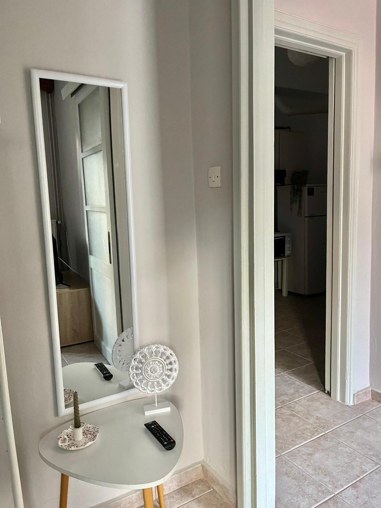 Downtown Apartment Конитса Экстерьер фото